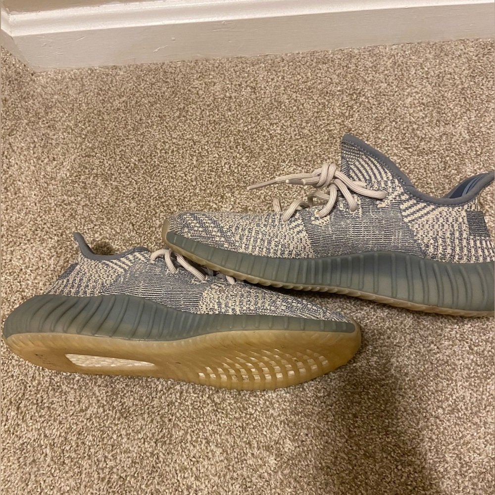Yeezy Boost 350 V2 “Israfil” - Picture 7 of 8